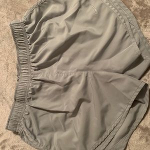 Size medium nike shorts. Barely worn